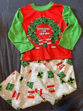 Kids Red & Green Holiday Pajama Set with Creeper and TNT Print